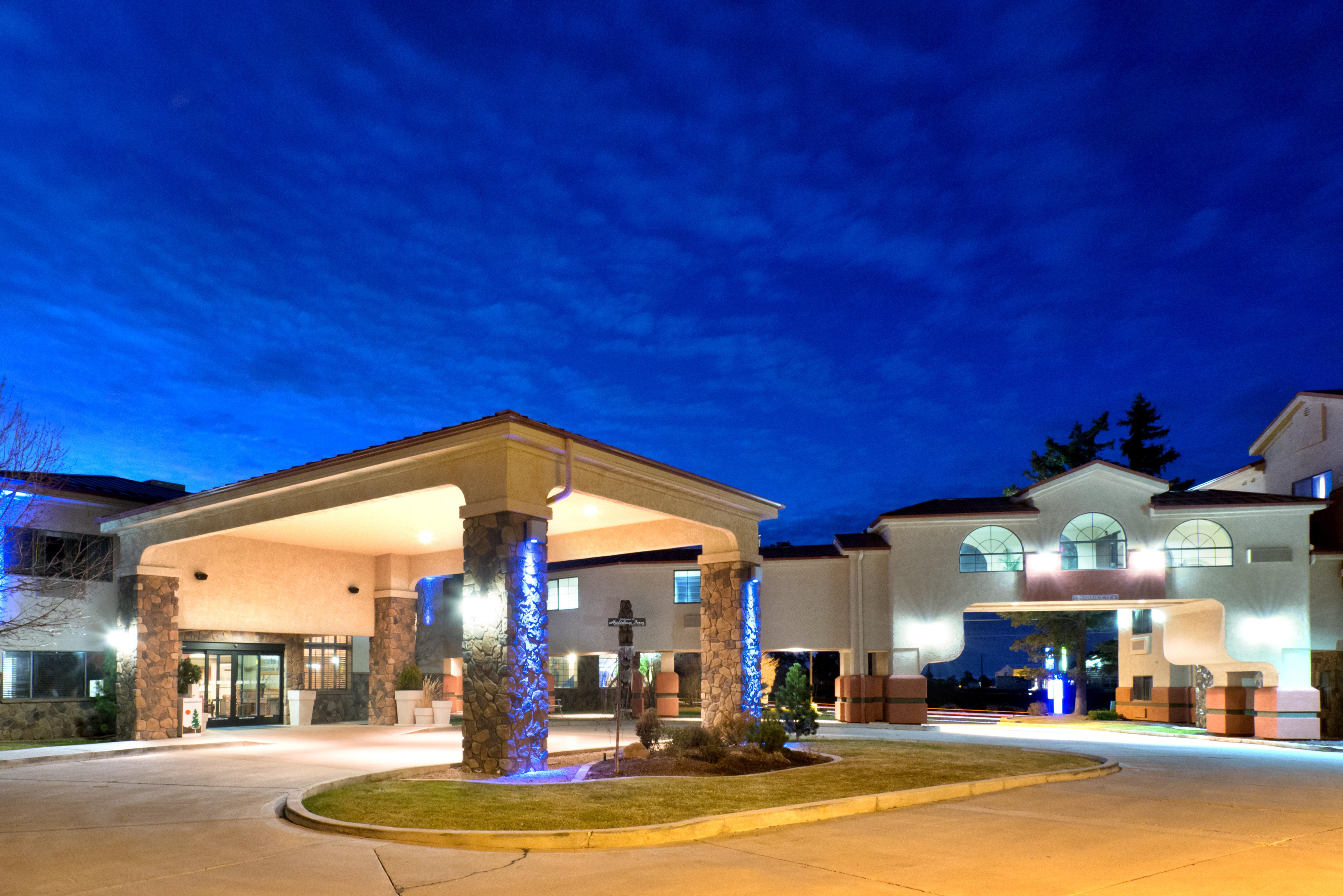 Holiday Inn Express Show Low By Ihg Экстерьер фото