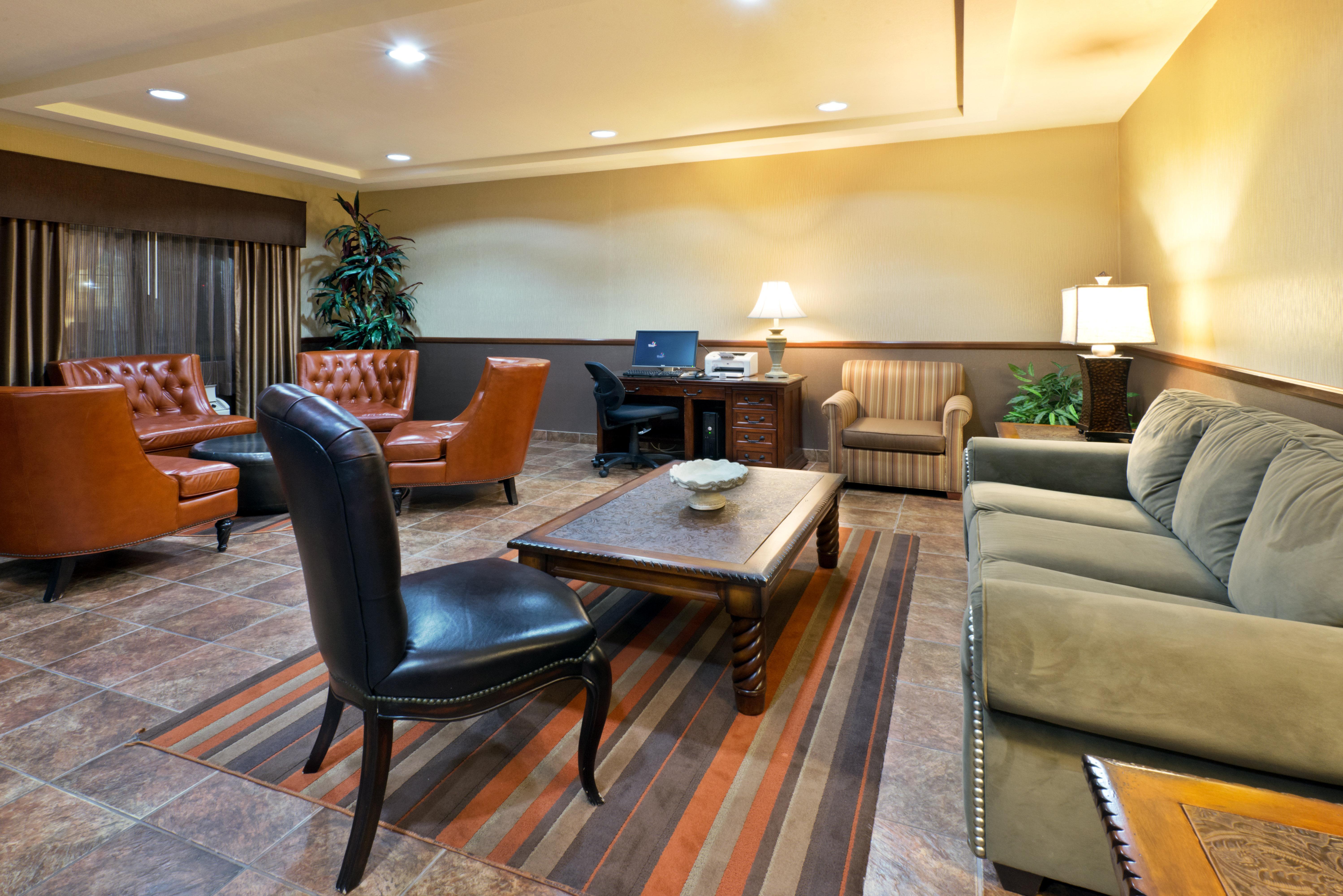 Holiday Inn Express Show Low By Ihg Экстерьер фото